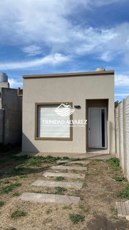 CASA + TERRENO EN VENTA 