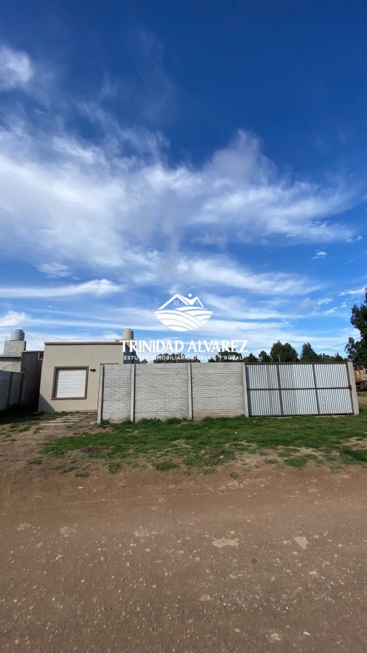 CASA + TERRENO EN VENTA 