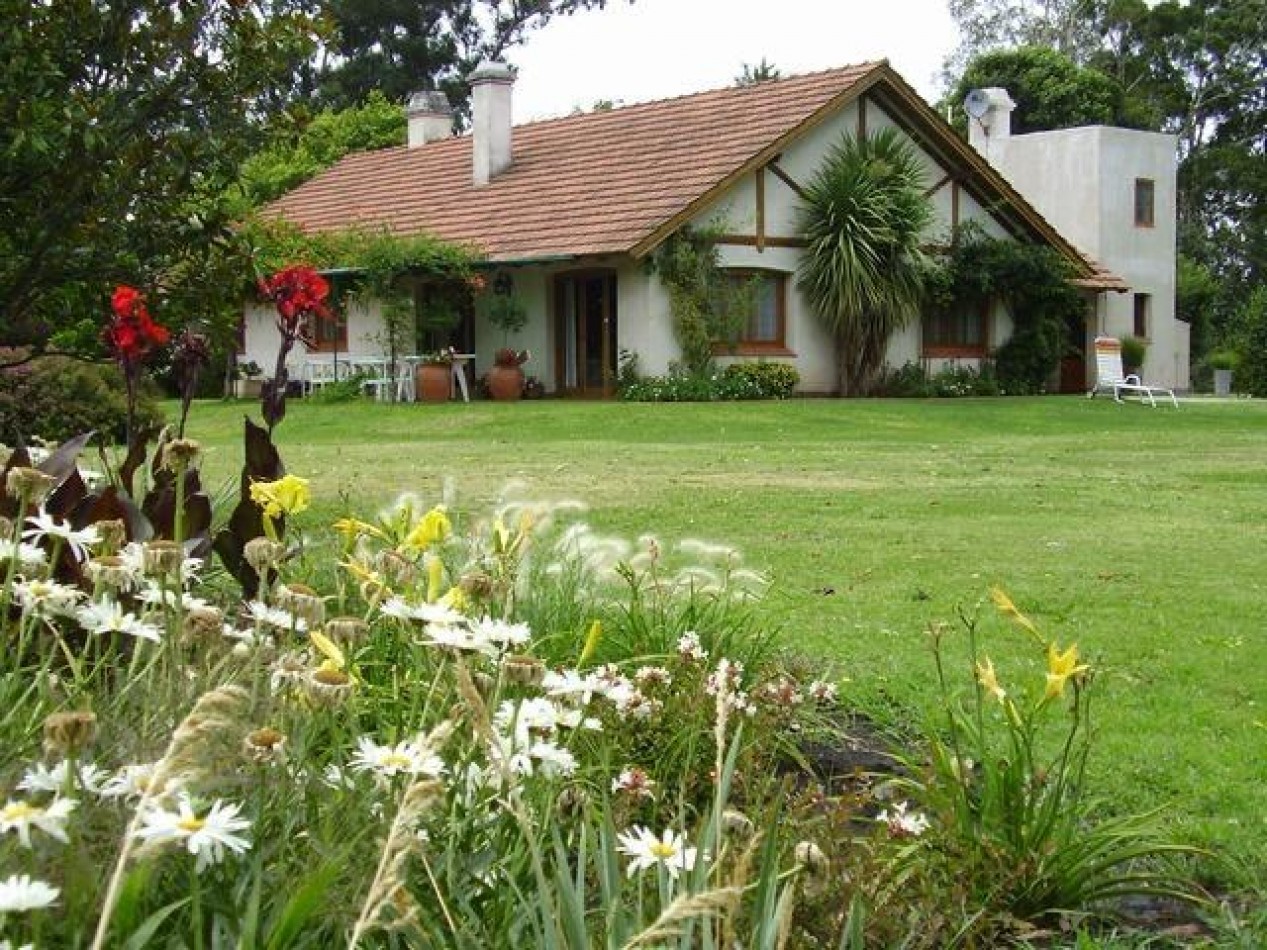 IMPORTANTE CASCO EN VENTA