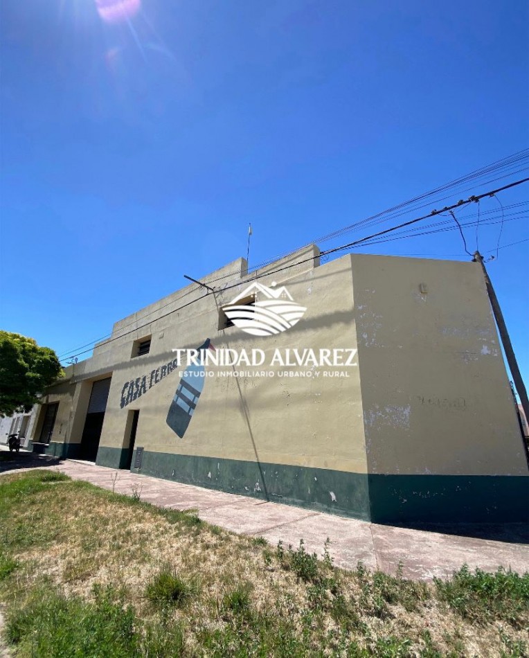 GALPON + SALON COMERCIAL + OFICINA