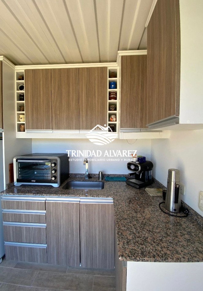 TERRENO + CONTAINER EN VENTA